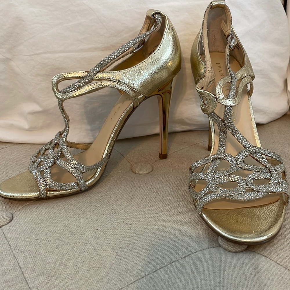 Ivanka Trump size 7.5 gold sparkle stiletto high heel shoes wedding cocktail 🎉